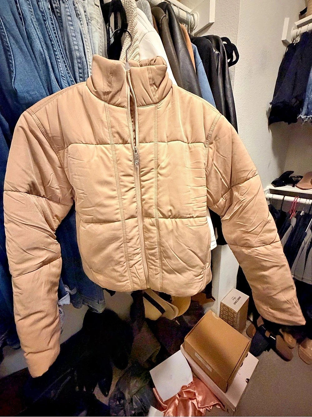 TravisMathew Mont Blanc Puffer Jacket Pink XS